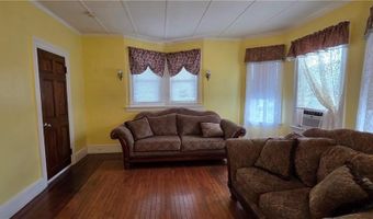 111 Woodbine St, Cranston, RI 02910