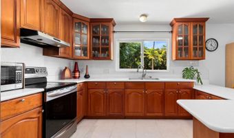 99-060 Nalopaka Pl, Aiea, HI 96701