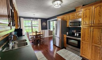 2106 Seventy Six Falls Rd, Albany, KY 42602