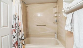 501 N BETHLEHEM Pike 14-Q, Ambler, PA 19002