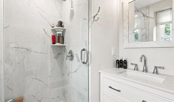 49 W SKIPPACK Pike, Ambler, PA 19002