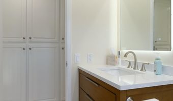 5557 Adelina Ct, Agoura Hills, CA 91301