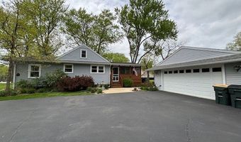 22628 W Silver Lake Ave, Antioch, IL 60002