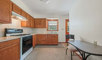 357 Maplewood Dr, Alliance, OH 44601
