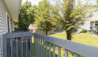 12 Beach St, Bethel, CT 06801