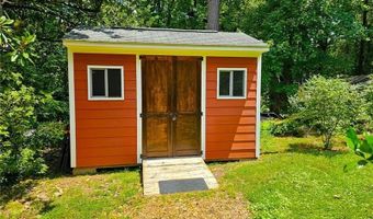 2461 Woodridge, Decatur, GA 30033