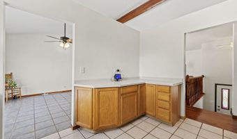 409 Maplewood Dr, Antioch, IL 60002