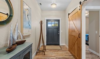 875 12TH St, Bandon, OR 97411