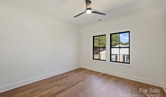 1415 Winston Dr, Charlotte, NC 28205