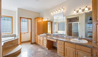 2366 Shoreside Dr, Berthoud, CO 80513