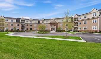 9 Joseph N Zenga Jr Blvd 306, East Greenwich, RI 02818