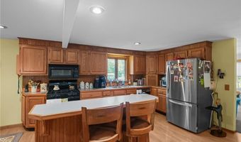 26 Lloyd Dr, Coventry, RI 02816