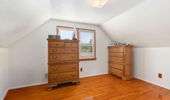 10 Tanglewood Rd, Albany, NY 12205