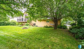 316 W Evergreen Dr, Brandon, SD 57005
