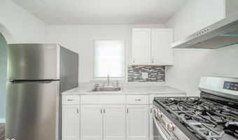2313 E 5th St, Anderson, IN 46012