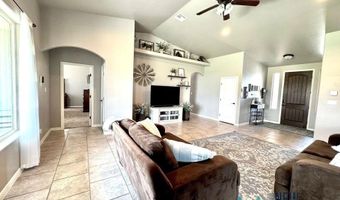832 Calamity Jane Dr, Carlsbad, NM 88220