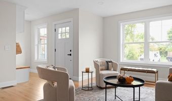 129 Wollaston St, Cranston, RI 02910