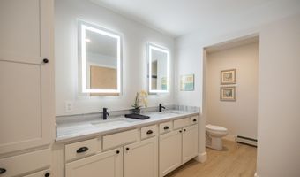 319 Harmons Corner Rd, Auburn, ME 04210
