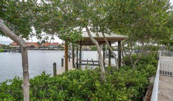811 BIRDIE Way, Apollo Beach, FL 33572