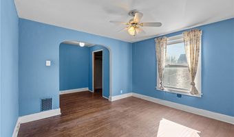 220 Locust Ave, Clairton, PA 15025