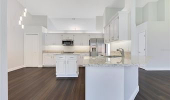 651 OAK HOLLOW Way, Altamonte Springs, FL 32714