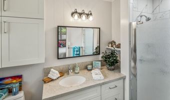 50 Kalaka Pl, Kailua, HI 96734