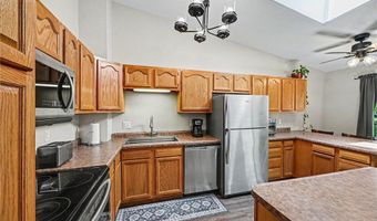 4376 Arden View Ct, Arden Hills, MN 55112