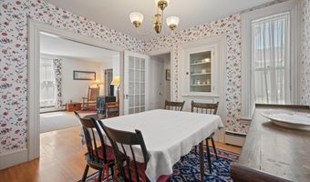 89 Parkview Ave, Bangor, ME 04401
