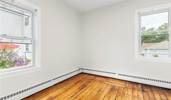 1250 Cranston St, Cranston, RI 02905