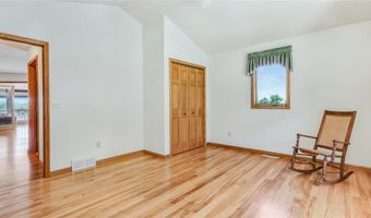 106 S 2nd St, Alma, WI 54610
