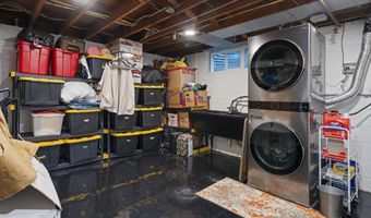 830 Redeemer Ave, Ann Arbor, MI 48103