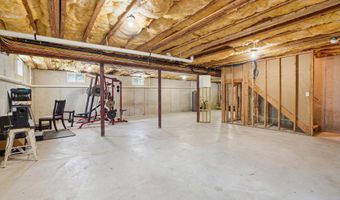 5 Tradewinds Ave, Barnegat, NJ 08005