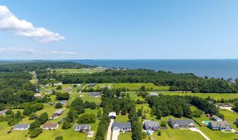 122 Elliott Rd, Aydlett, NC 27916