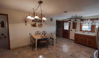 13 W Dade 22, Arcola, MO 65603