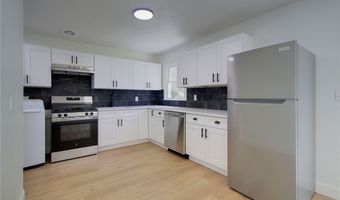 2650 Center Ave, Alliance, OH 44601