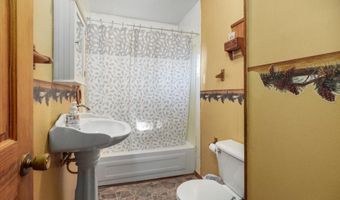 1300 County Road 113 Cabin 2, Alton, MO 65606