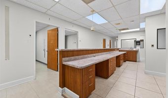 220 N WESTMONTE Dr B, Altamonte Springs, FL 32714