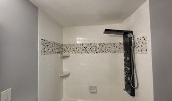 126 Seabreeze Ave, Middletown, NJ 07748