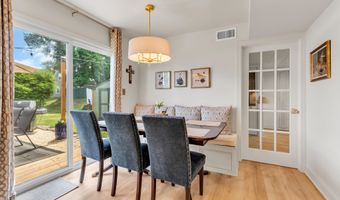 40 Icemeadow Ln, Aberdeen, NJ 07747
