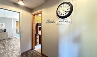 237 E Dahlstrom Ave, Appleton, MN 56208