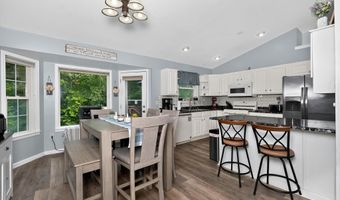 1168 Parkside Dr, Alexandria, KY 41001
