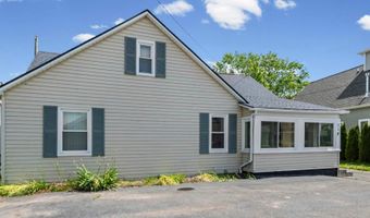 114 Interlochen Dr, Algonac, MI 48001