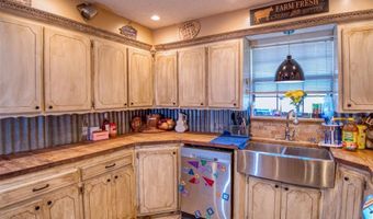 823 Wilshire Ter, Anadarko, OK 73005