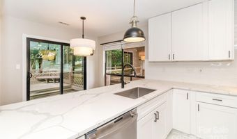 4020 Bon Rea Dr, Charlotte, NC 28226
