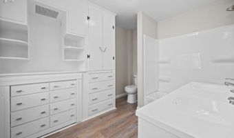 30 Seneca St, Attica, OH 44807