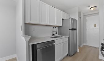 1225 KENNEDY Blvd 11G, Bayonne, NJ 07002
