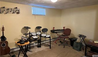 75 Belmont Ave, East Providence, RI 02914