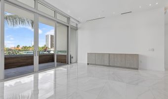 3750 Yacht Club Dr TH5, Aventura, FL 33180