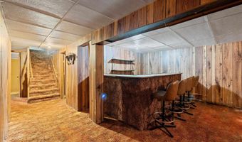 1517 NAVARINO St, Algoma, WI 54201