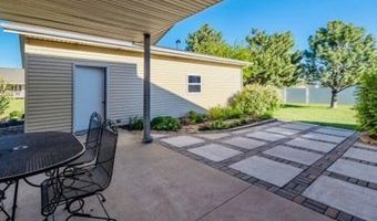 302 W John St, Galva, KS 67443